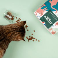 Verre doseur Ziggy pour servir les croquettes pour chat Ziggy